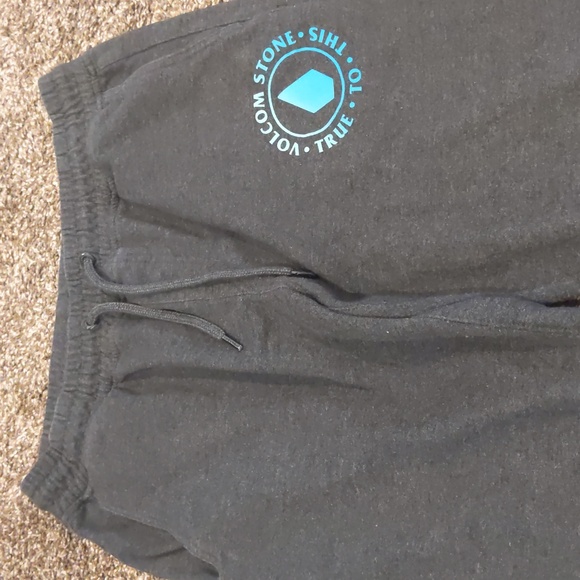Volcom Joggers - Picture 2 of 6